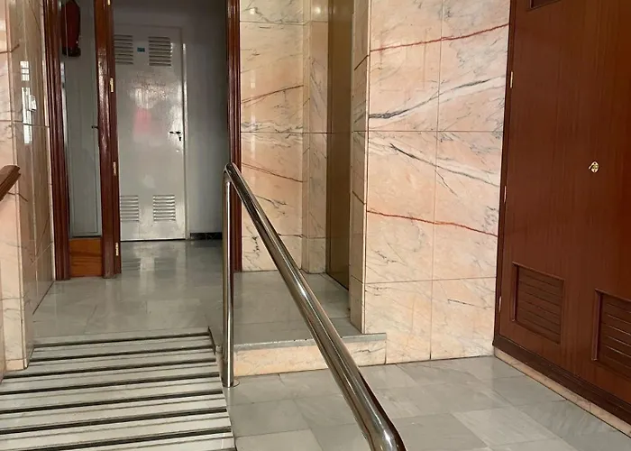 Apartman Piso Centrico En *